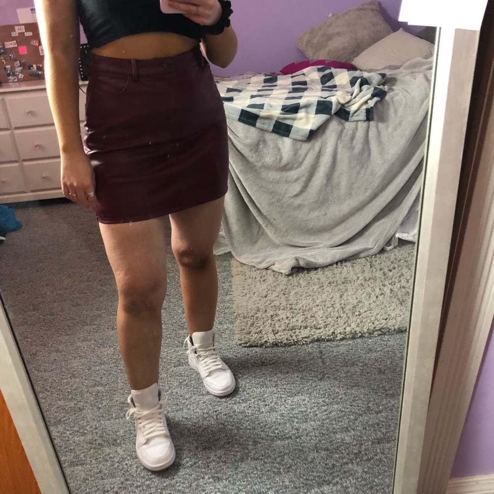 Faux leather mini skirt